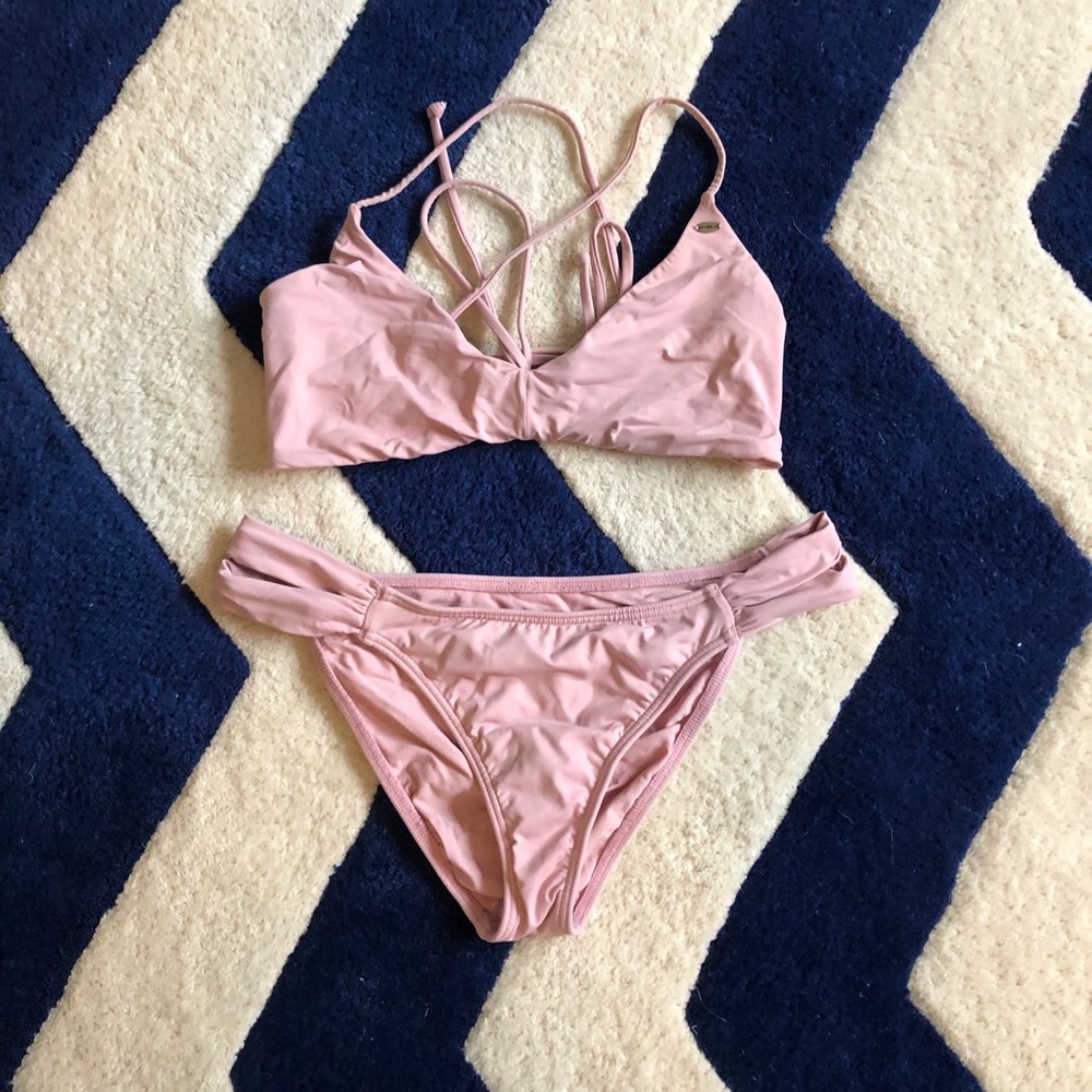 O’Neil pink bikini